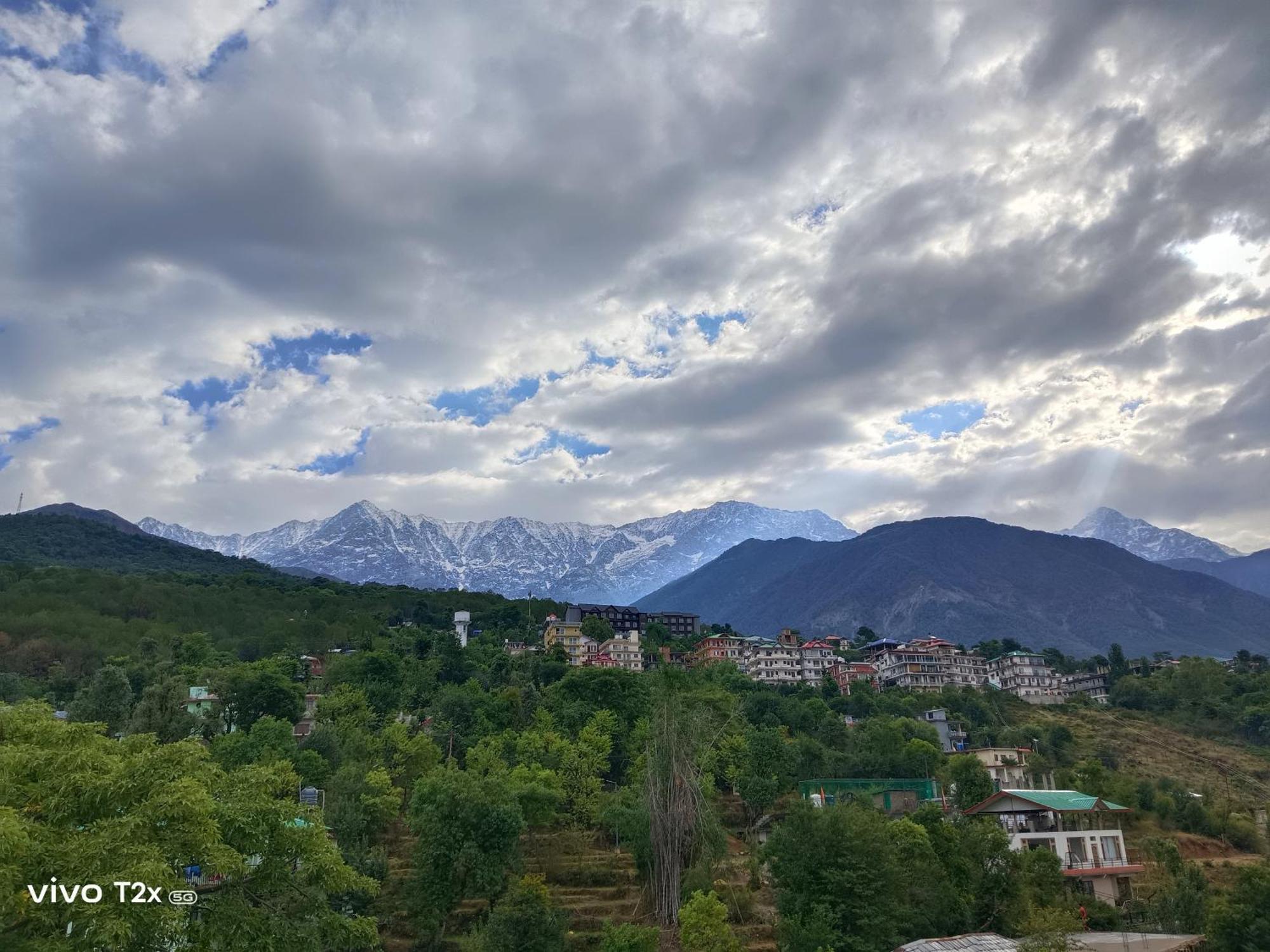 Happy Home Stay, Dharamshala Esterno foto